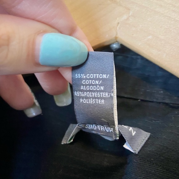 Van Heusen Long Sleeve Button Down Shirt - Picture 4 of 5